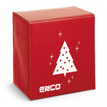 BIAŁY NADRUK DOSKONALE KOMPONUJE SIĘ Z CZERWONYM TŁEM